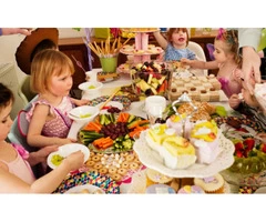 Make a memorable birthday party by hiring the best catering company