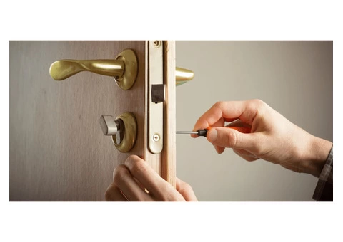 Emergency Locksmith - 2/3