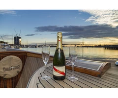 Hens Night Boat Cruise Melbourne | Hens Party Boat Hire Melbourne | MV Birrarung