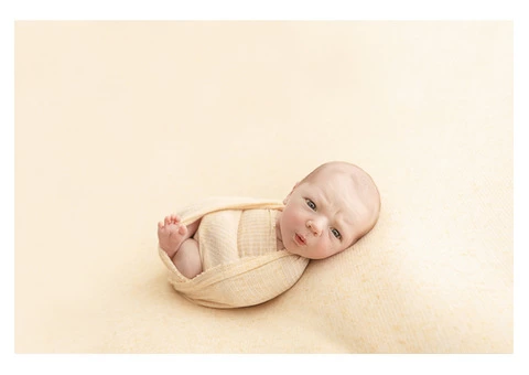 Little Pouts - Newborn Photography Gold Coast - 2/3