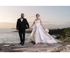 Hire Trusted and Reliable Wedding Photographer for Help