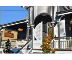 Queenslander Painting