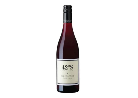42 Degrees South Pinot Noir