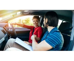 Multilingual Driving Lessons of Varying Duration by Qualified Instructors