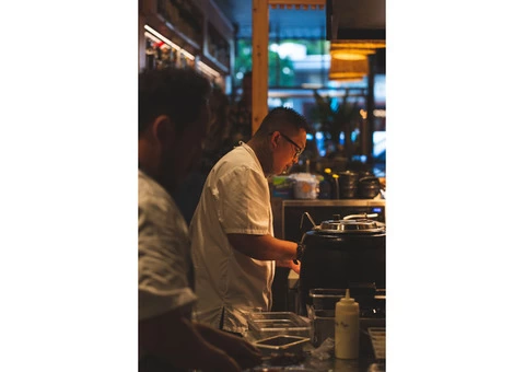 Kin Pan-Asian Kitchen & Bar - 2/6