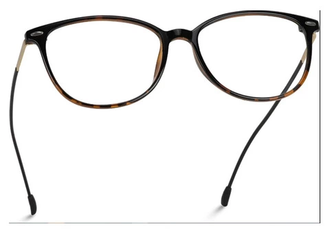 Thin Glasses in Salisbury