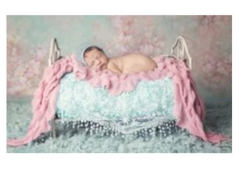 Want to hire a newborn photographer in Sunshine Coast?