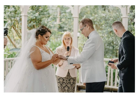 Create your Dream Wedding with the Right Marriage Celebrant - 3/8