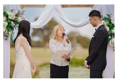 Create your Dream Wedding with the Right Marriage Celebrant - 5/8