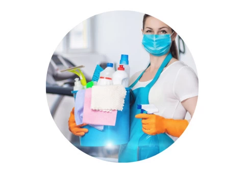 Commercial Cleaning Service Burleigh Heads, Logan - Customer Cleaning Service - 2/5