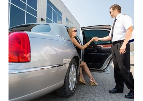 Surfers Paradise to Brisbane Airport Transfers - Book Now!