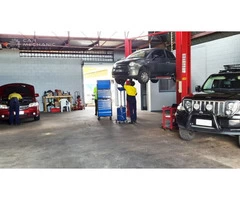 Get serviced your 4WD Vehicle with an expert mechanic.