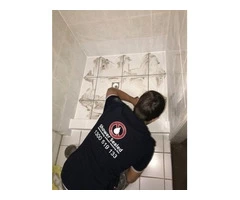 Transform Ugly Looking Bathroom Easily with Shower Regrouting Services