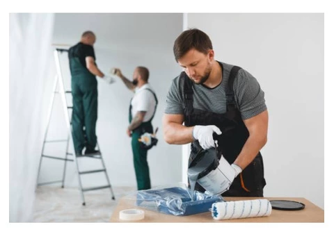 Painting contractors in Arundel-Residential interior painting in Elanora - 2/2