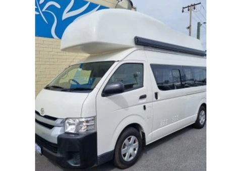 Get the Best Customised Motorhomes for a Better Life on Wheel