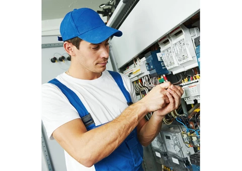 Hire the Top Domestic and Commercial Electricians in Richmond