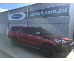 Toyota hilux with canopy