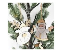 Hire Christmas Decorations This Festive Season