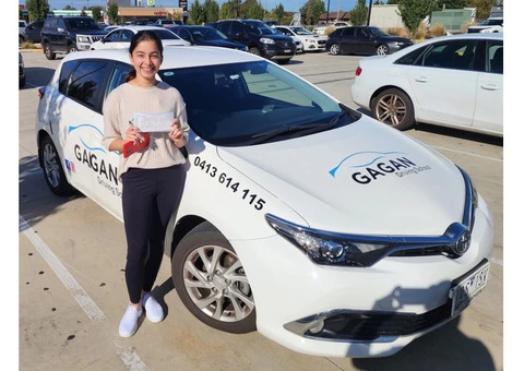 Learn to Drive with Confidence: Professional Driving Lessons Available! - 7/8