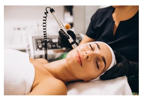 Welcome Your Lost Youth Back with Microdermabrasion - 2/3