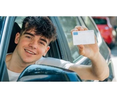 Get Trained from the Best Driving School in Darwin