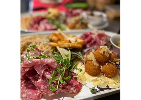 Catering Services in Drummoyne - 1/4