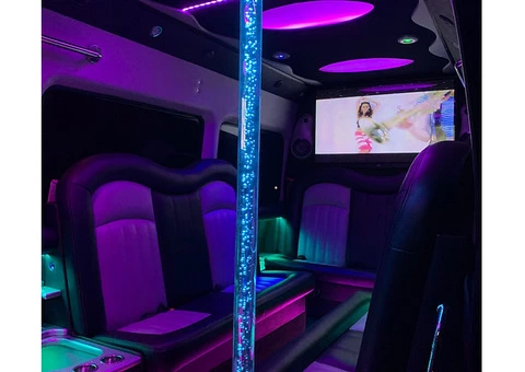 Affordable Mini Bus Hire Services in Gold Coast