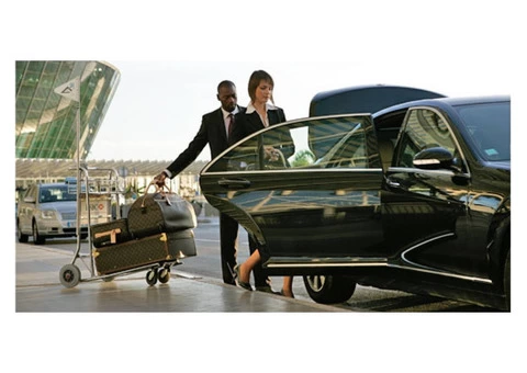 Surfers Paradise to Gold Coast Airport Transfers - Book Now!