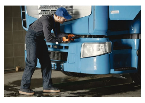 Hire a Proficient Diesel Mechanic to Repair all Engine Issues