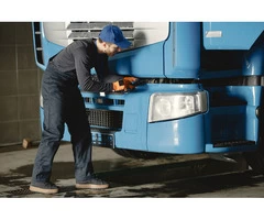 Hire a Proficient Diesel Mechanic to Repair all Engine Issues