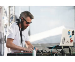 Choose Entertaining Event DJs With MelbourneDJHire