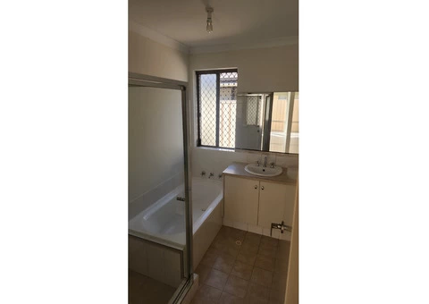 The Greatest location in Hammond Park!!! - 3/10