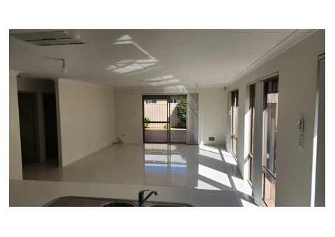 The Greatest location in Hammond Park!!! - 5/10