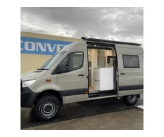 Get the Best Customised Motorhomes for a Better Life on Wheel