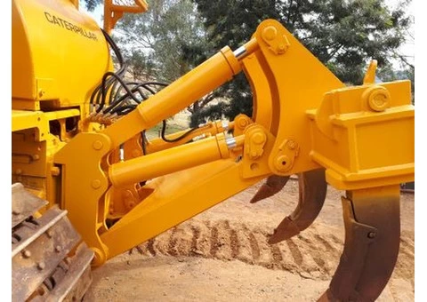 HD 1992 D7G Caterpillar Dozer with Tree pusher - 8/10