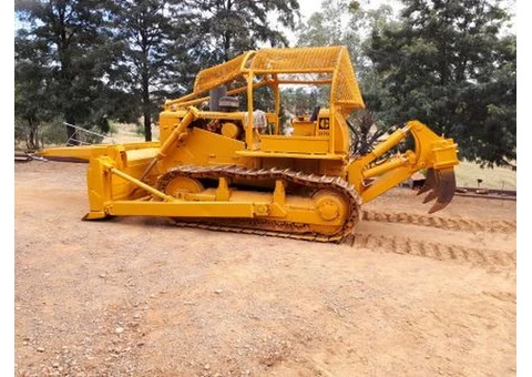 HD 1992 D7G Caterpillar Dozer with Tree pusher - 1/10