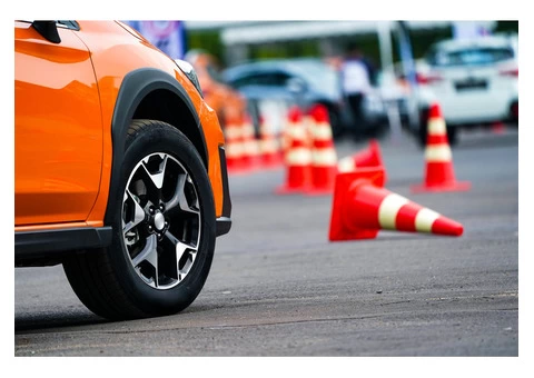 Learn how to drive confidently in different conditions! - 2/6