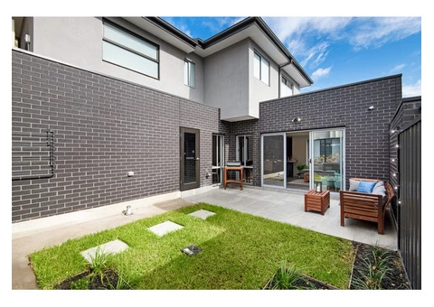 Luxurious New Townhouses for Sale in St. Bulleen