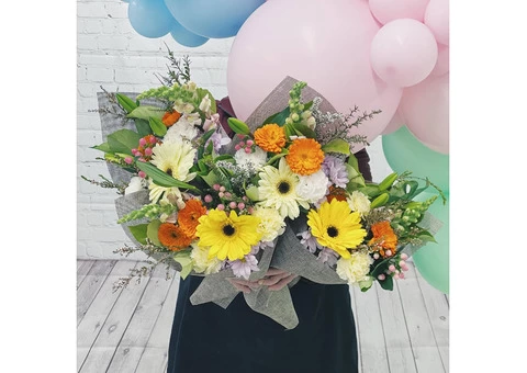 The Little Market Bunch - 3/4