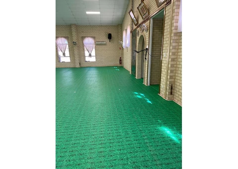 Trying to re-stretch your carpet to fit all sides? - 2/3