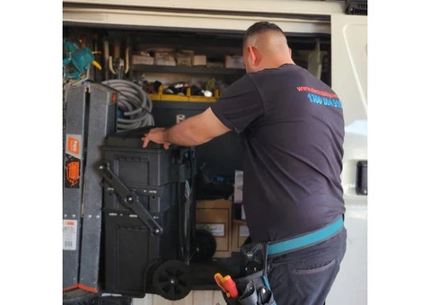 commercial electrician