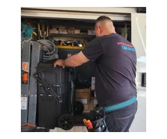 commercial electrician