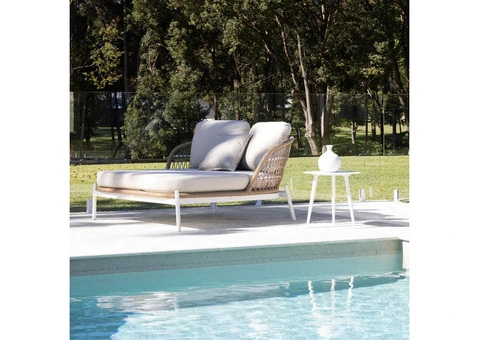 Outdoor Daybeds: Luxurious Relaxation in Your Outdoor Sanctuary