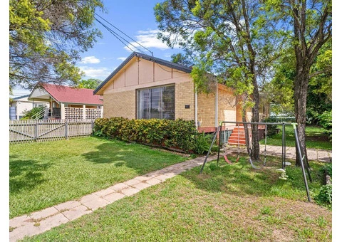 Discover the hidden gems of Acacia Ridge with Daynes Property