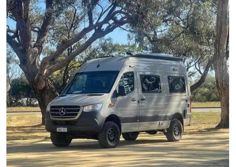 Get the Best Customised Motorhomes for a Better Life on Wheel