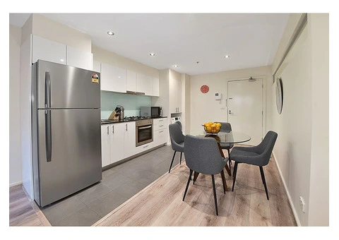 Apartment 106/8 Exploration Lane Melbourne CBD - 5/15