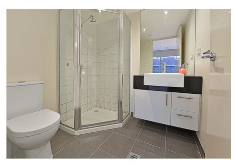 Apartment 106/8 Exploration Lane Melbourne CBD - 8/15