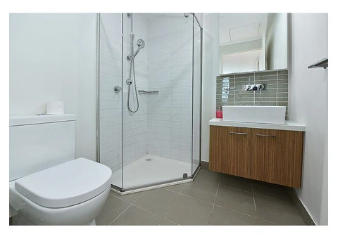 1108/ 8 Sutherland Street Melbourne CBD - 7/16