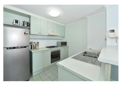Apartment 76   33 La Trobe Street Melbourne CBD - 6/20