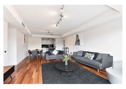 Apartment 61   33 La Trobe Street Melbourne CBD - 1/20